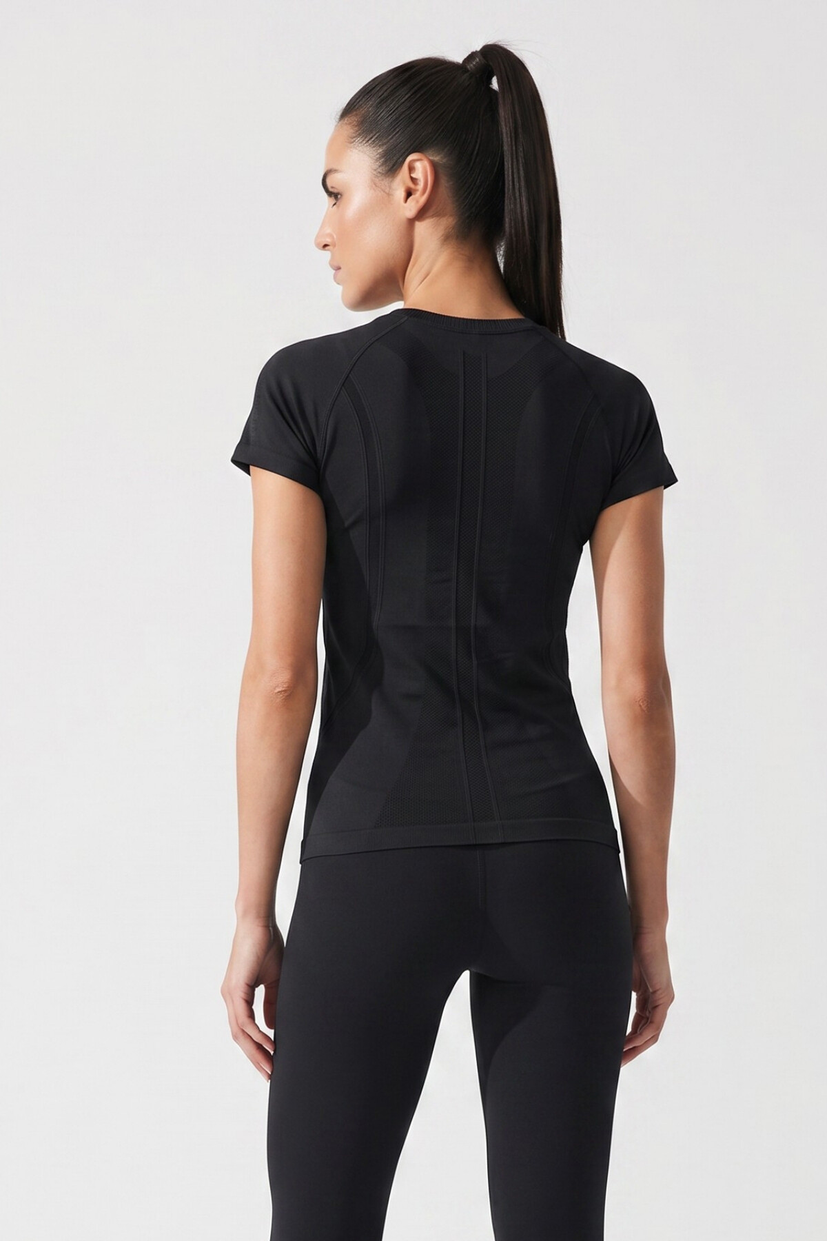 Футболка Ease Black, чорний — фото 2